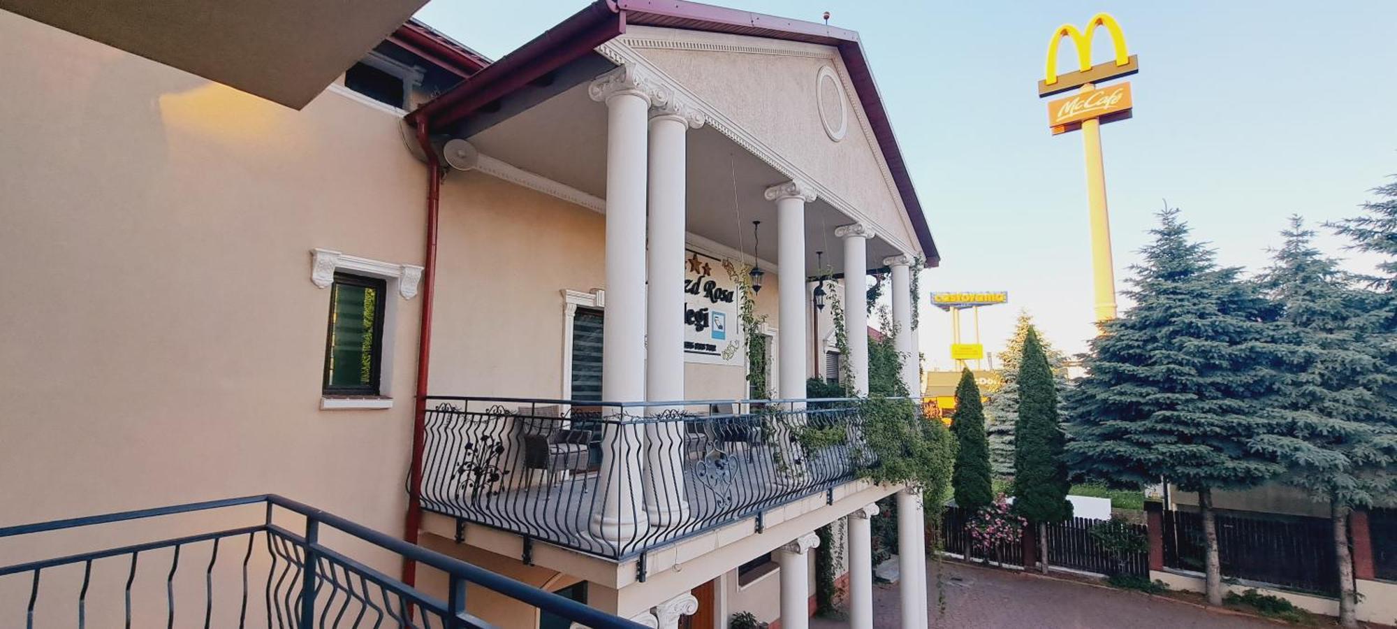 Hotel Rezydencja Rosa Przemysl Exterior photo